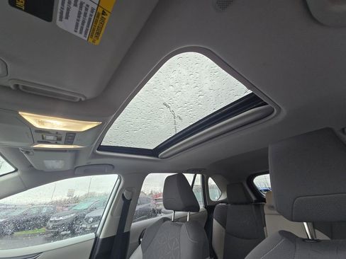 Used 2025 Toyota RAV4 XLE w/ Convenience Package image 19