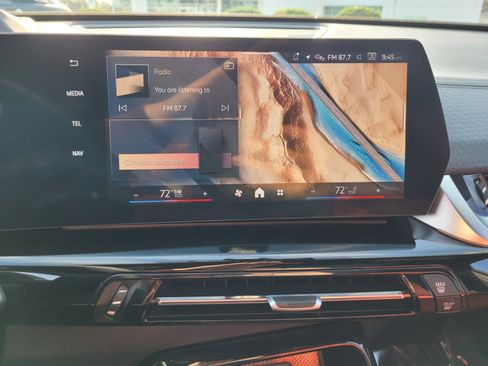 Certified 2025 BMW X2 xDrive28i image 23