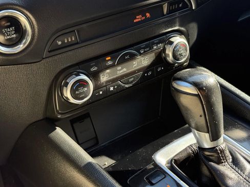 Used 2018 MAZDA CX-5 Touring w/ Preferred Equipment Package AWD/4WD image 42