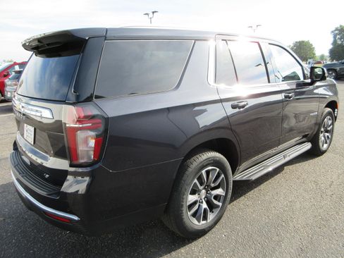 Certified 2024 Chevrolet Tahoe LT w/ Luxury Package AWD/4WD image 5