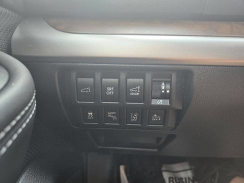 Used 2017 Subaru Outback 2.5i Limited image 27