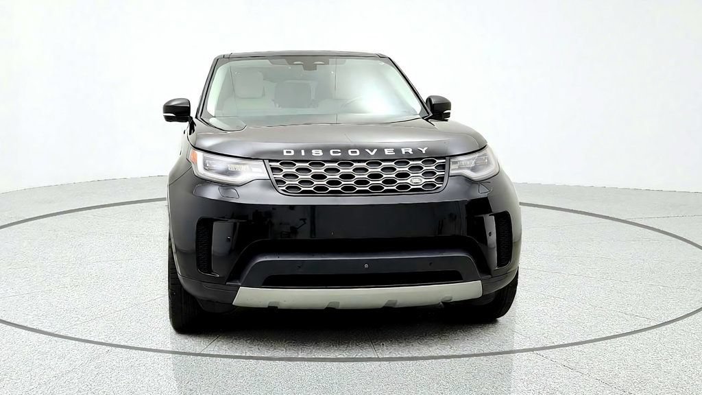 Used 2024 Land Rover Discovery S AWD/4WD image 2