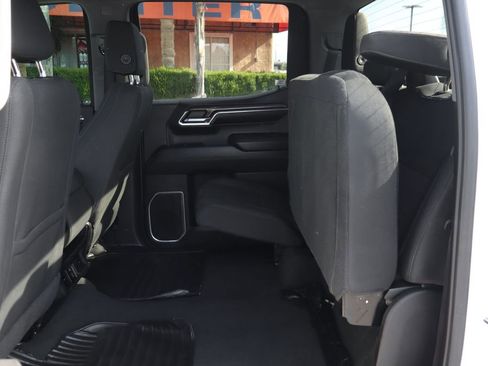 Used 2023 Chevrolet Silverado 1500 LT AWD/4WD image 42