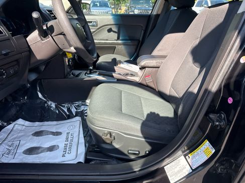 Used 2011 Ford Fusion SE FWD image 11