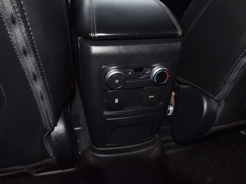 Used 2023 Ford Explorer XLT w/ Equipment Group 202A image 19