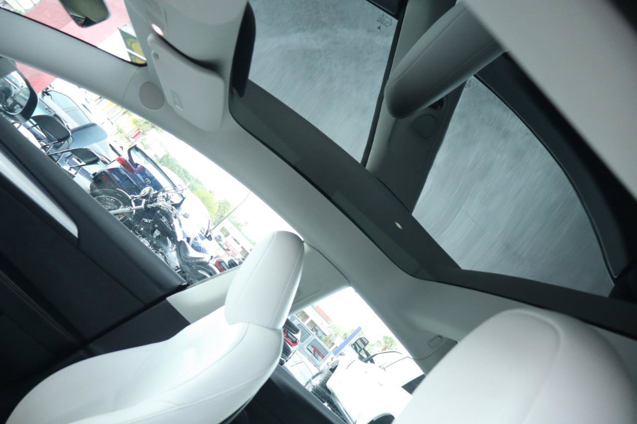 Used 2023 Tesla Model 3 Standard Range RWD image 18