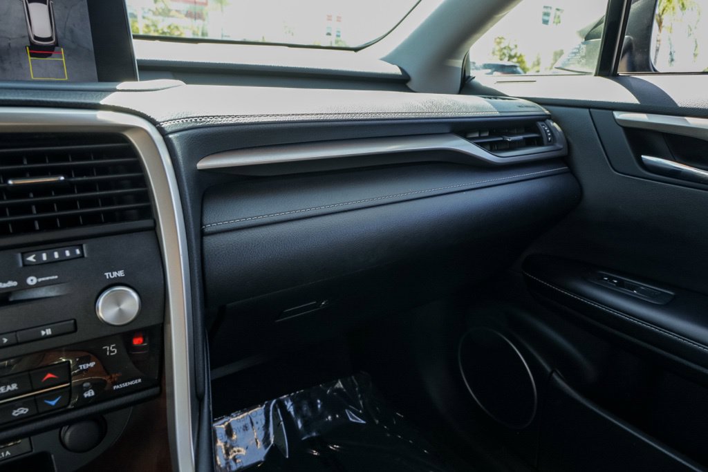 Used 2020 Lexus RX 350L FWD w/ Premium Package image 35