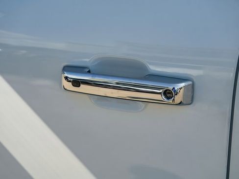 Used 2023 Ford F250 Lariat w/ Chrome Package image 15