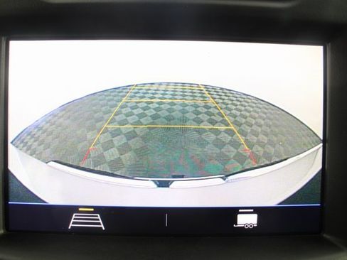 Used 2020 GMC Sierra 2500 4x4 Crew Cab w/ Convenience Package image 3