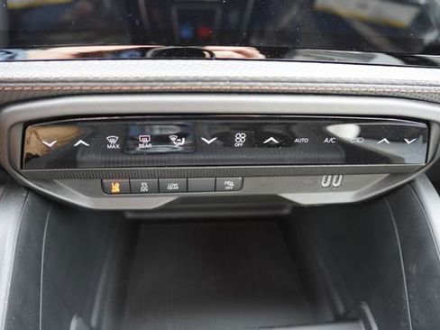 New 2026 Jeep Cherokee Limited AWD/4WD image 13