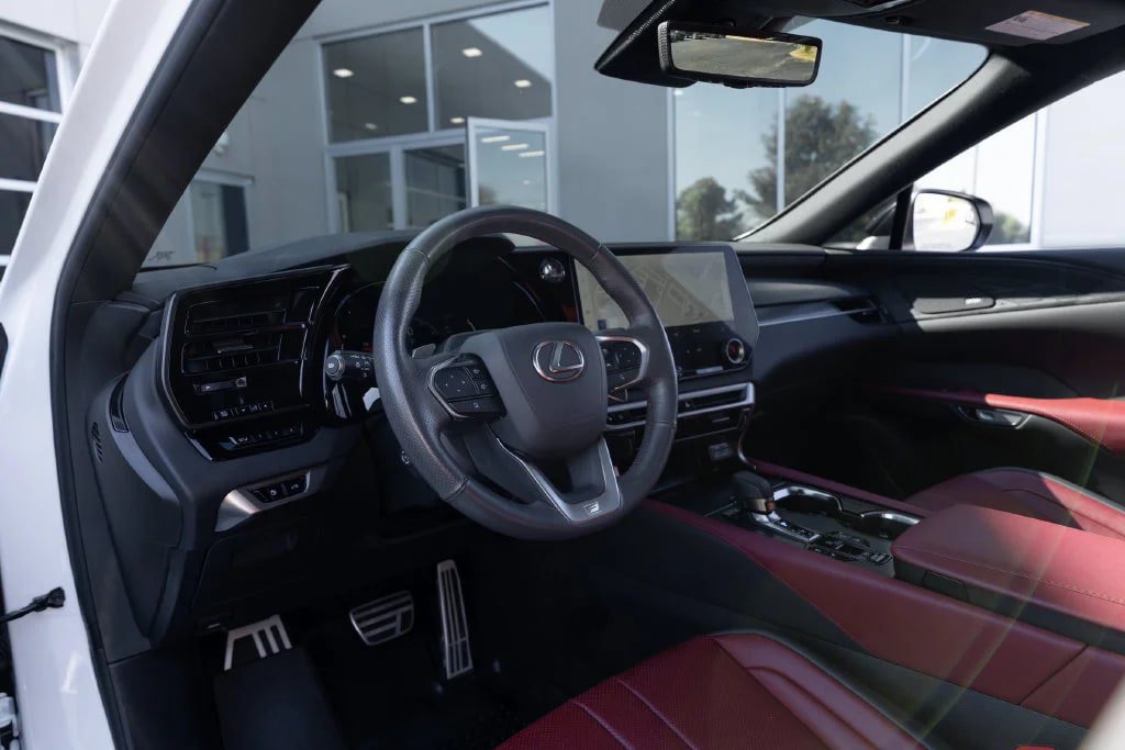 Used 2024 Lexus RX 350 F Sport w/ Convenience Package AWD/4WD image 19