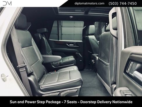 Used 2026 GMC Yukon Denali w/ Sun & Power Step Package AWD/4WD image 21