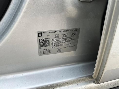 Used 2018 Chevrolet Silverado 1500 LT w/ All Star Edition AWD/4WD image 34