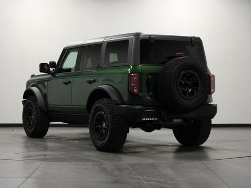 Used 2024 Ford Bronco Wildtrak image 6