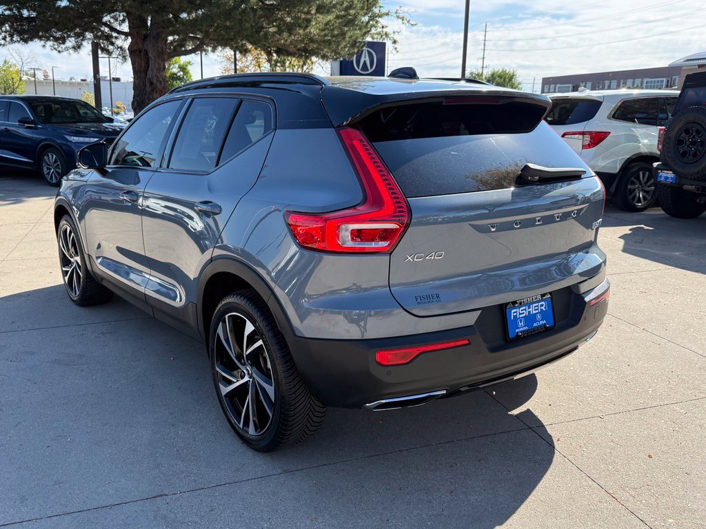 Used 2020 Volvo XC40 T5 R-Design w/ Protection Package Premier AWD/4WD image 6