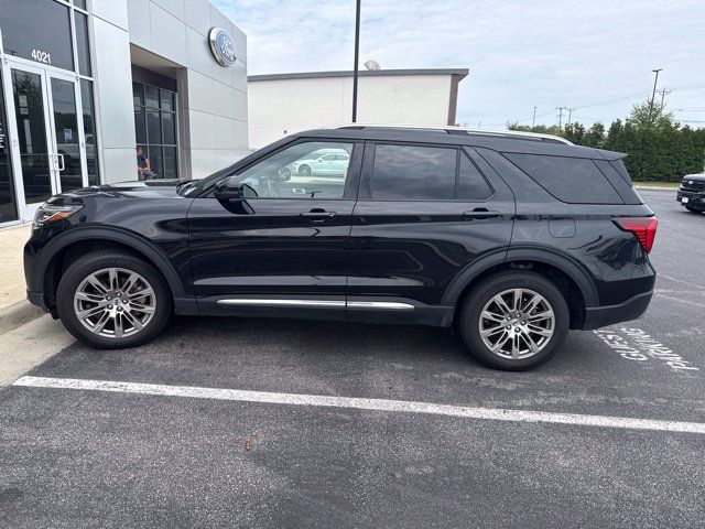 Used 2026 Ford Explorer Platinum AWD/4WD image 30