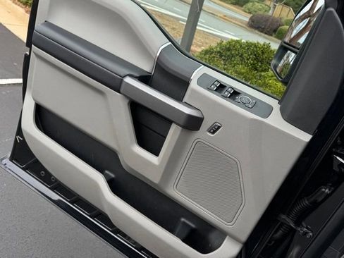 Used 2019 Ford F250 XLT image 32