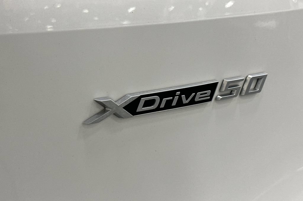 Certified 2024 BMW iX xDrive50 w/ Sport Package AWD/4WD image 34