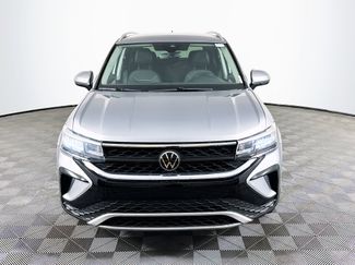 Used 2024 Volkswagen Taos SE FWD video 2