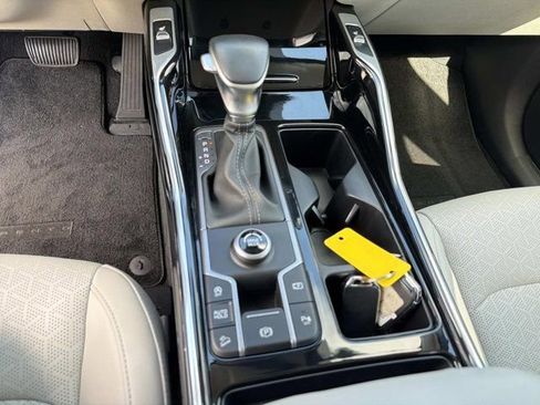 Used 2023 Kia Sorento SX FWD image 31