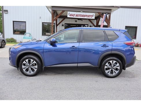 Used 2023 Nissan Rogue SV AWD/4WD image 2