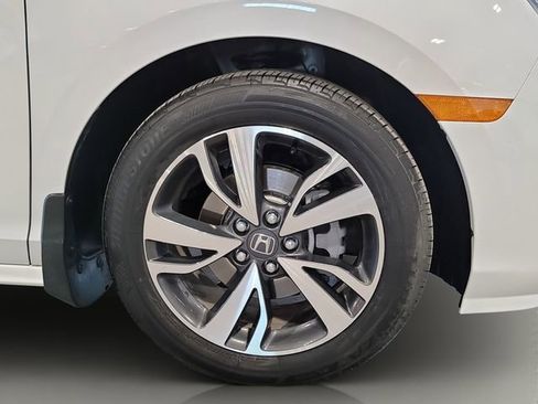 Used 2023 Honda Odyssey Touring image 24