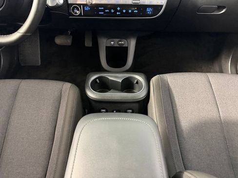 Used 2024 Hyundai Ioniq 5 SEL AWD/4WD image 16