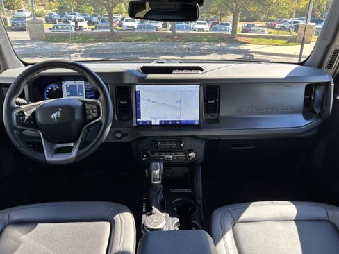 Used 2024 Ford Bronco Big Bend image 18