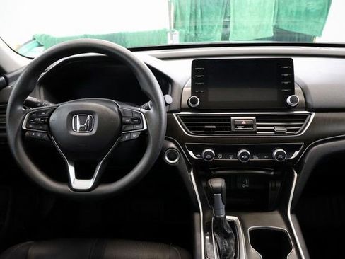Used 2018 Honda Accord EX image 15