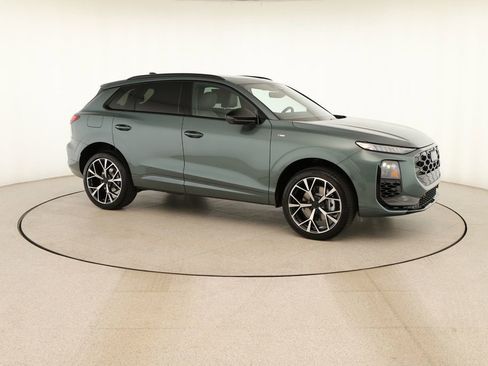 New 2026 Audi Q3 quattro 2.0T AWD/4WD image 9