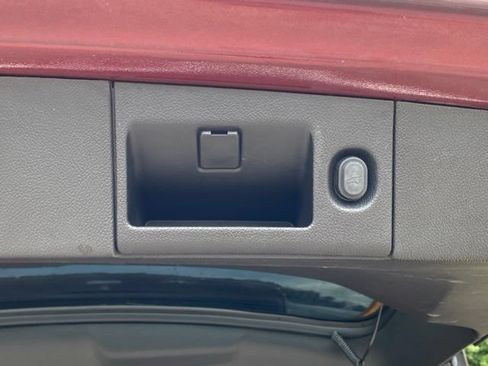 Used 2019 Chevrolet Tahoe Premier AWD/4WD image 50