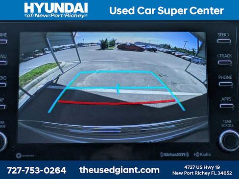 Used 2020 Toyota Highlander XLE FWD image 28