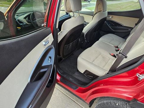 Used 2017 Hyundai Santa Fe Sport image 17