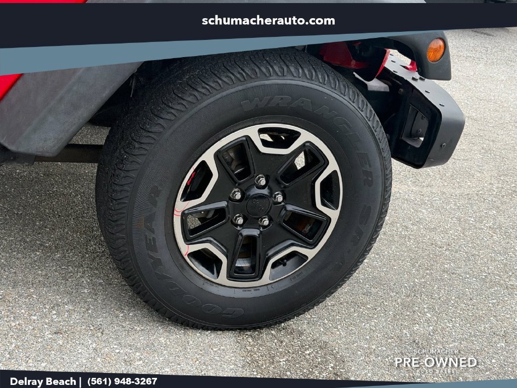 Used 2016 Jeep Wrangler Unlimited Rubicon AWD/4WD image 9