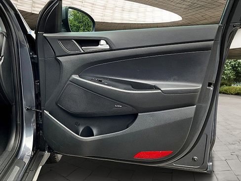 Used 2019 Hyundai Tucson Ultimate image 19