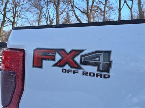 Used 2022 Ford F250 XLT w/ FX4 Off-Road Package image 29