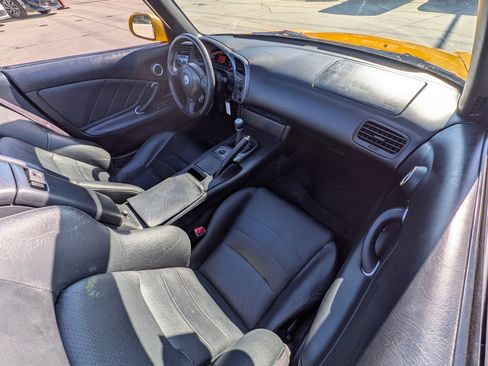 Used 2002 Honda S2000 Convertible 2D image 7