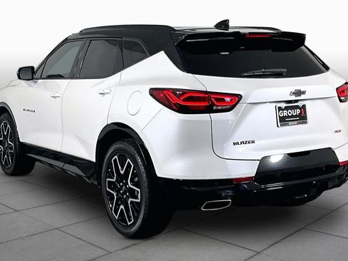 Used 2025 Chevrolet Blazer RS w/ Driver Confidence II Package FWD image 11