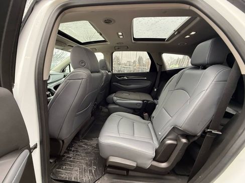 Used 2020 Buick Enclave Premium w/ Sun and Sites Package image 7