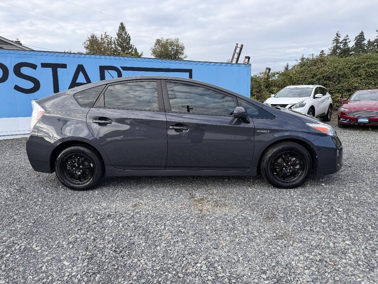 Used 2015 Toyota Prius Three FWD image 2