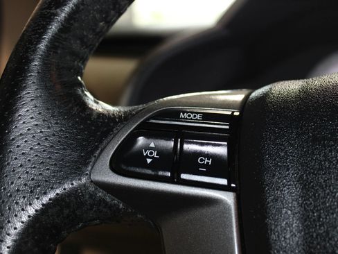 Used 2011 Honda Pilot EX-L image 15