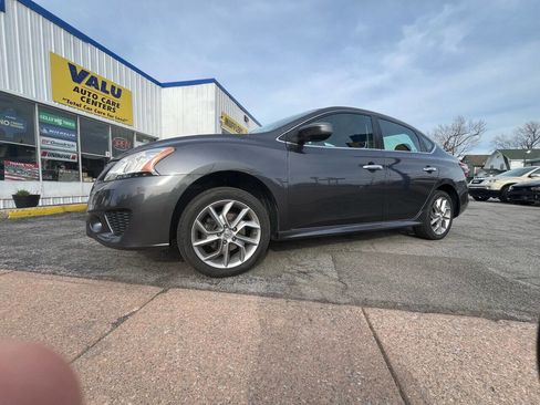 Used 2014 Nissan Sentra SR image 2