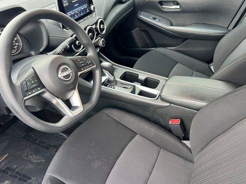 Used 2024 Nissan Sentra SV image 11