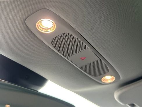 Used 2022 Tesla Model 3 Performance image 24