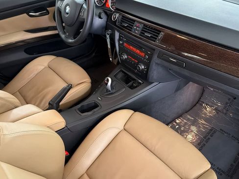 Used 2011 BMW M3 Sedan RWD image 15