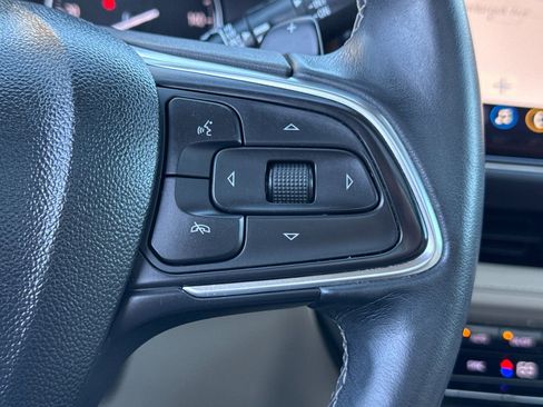 Used 2021 Buick Envision Avenir w/ Technology Package II image 29