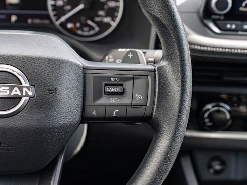 Certified 2025 Nissan Rogue S AWD/4WD image 14
