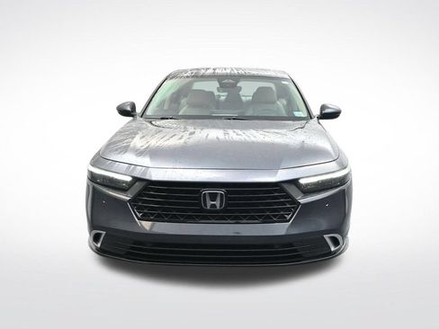 Used 2024 Honda Accord Touring image 2