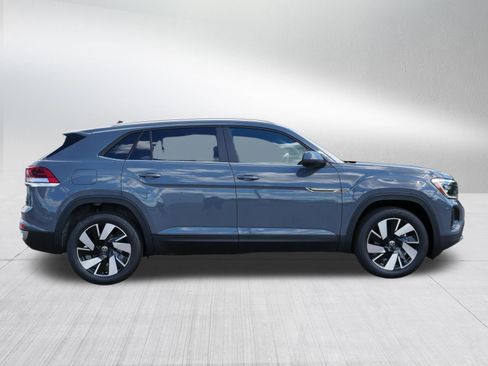 New 2026 Volkswagen Atlas Cross Sport SE AWD/4WD image 2