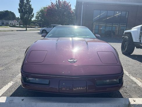 Used 1993 Chevrolet Corvette Coupe RWD image 6